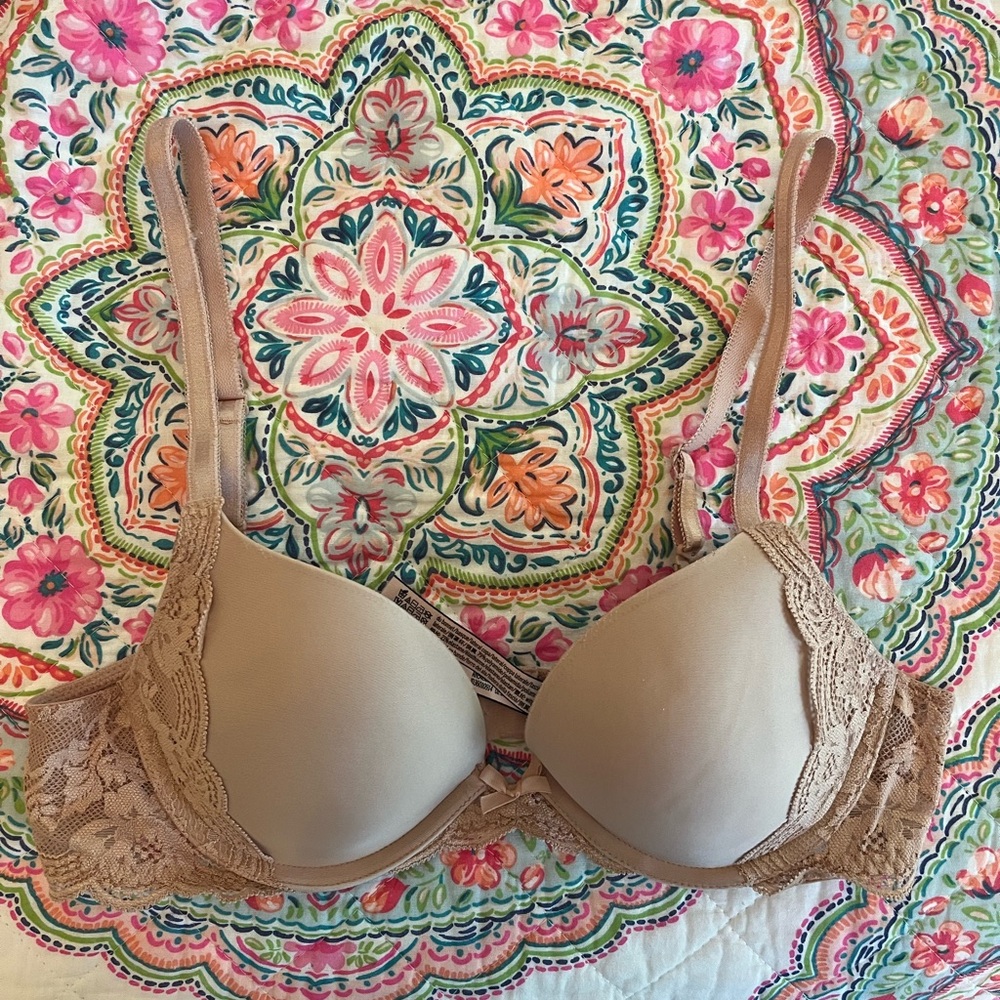 Victoria’s Secret dream angel push up bra